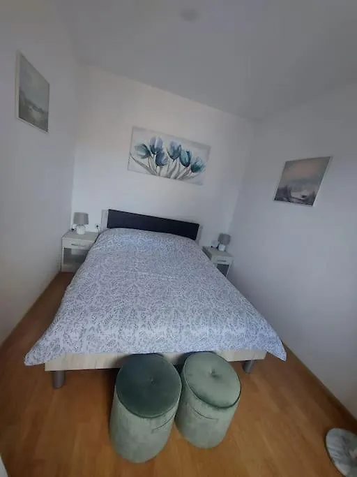 Apartment Fortuna In Malinska- 100M From The Beach