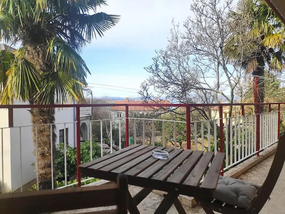 Apartment Fortuna In Malinska- 100M From The Beach