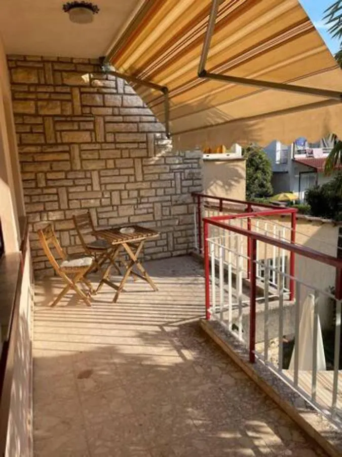 Apartment Fortuna In Malinska- 100M From The Beach 0*, Malinska