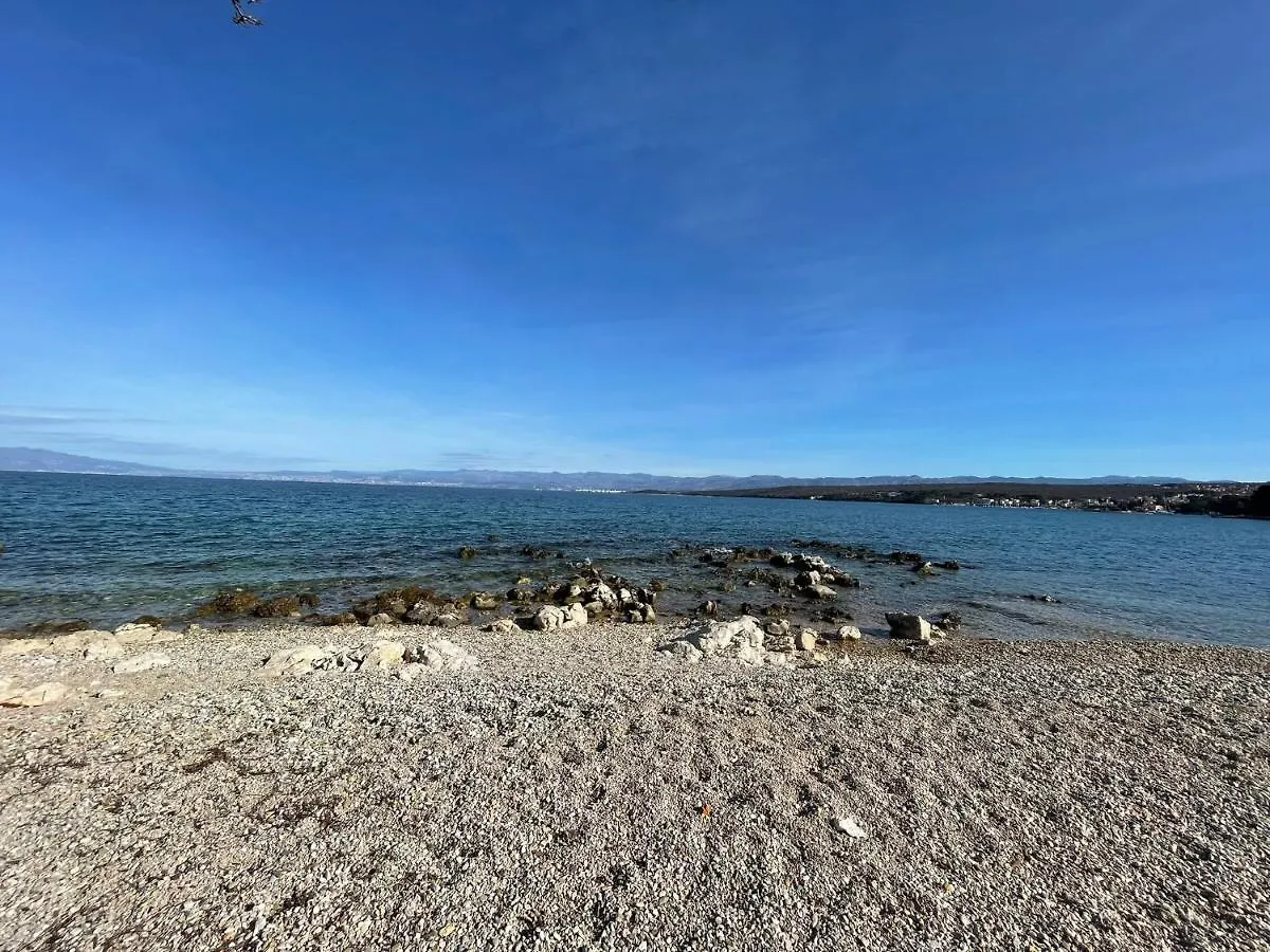 Apartment Fortuna In Malinska- 100M From The Beach Croatia