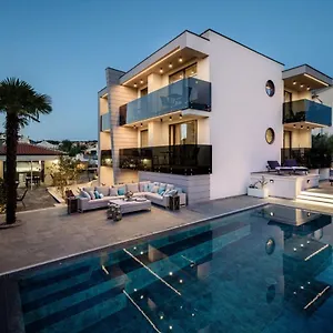 Pensjonat Luxury Curiera, Malinska