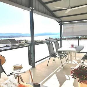 Lovely Sea View House In Island Krk Malinska